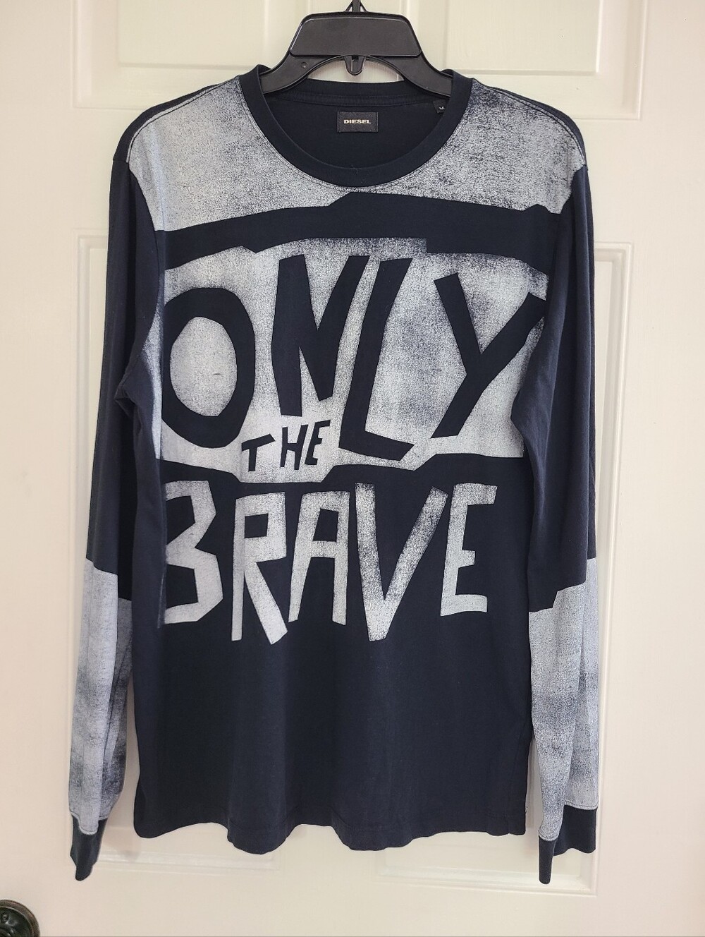 Vtg Diesel "Only The Brave" Graphic Long Sleeve Tee Shirt Sz M Black Silver EUC!
